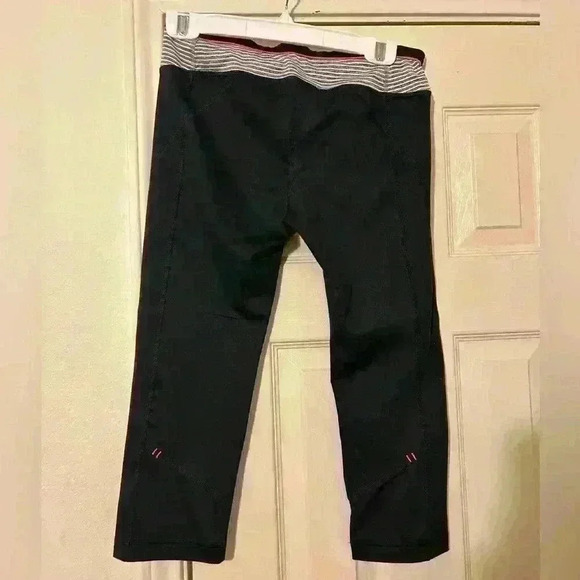 Lukka zip up light weight hoodie with matching leggings - Picture 7 of 8